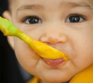 baby-eating-yummy