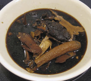 8 treasure herbal soup for confinement